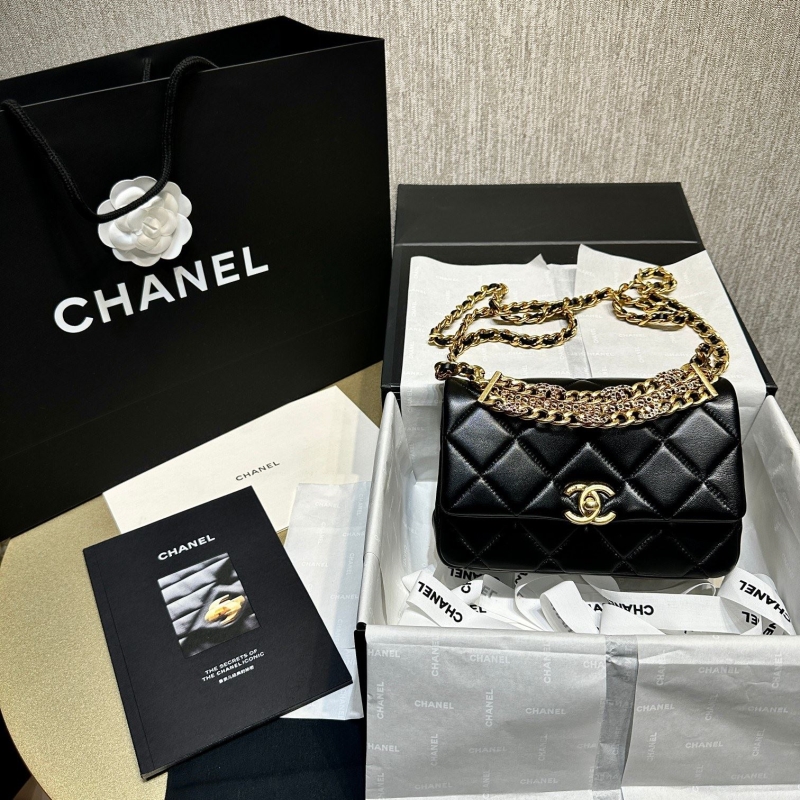 Chanel 19 Bags